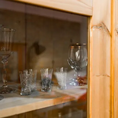 Antique Studio 아파트