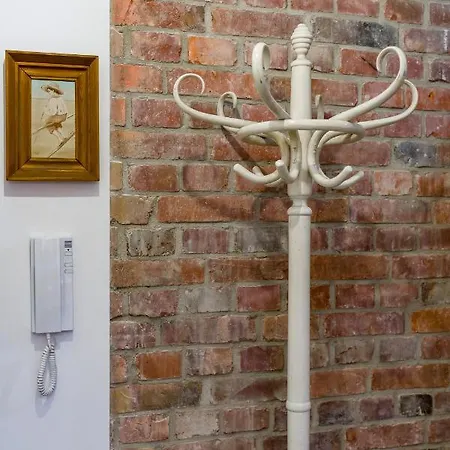 Antique Studio
