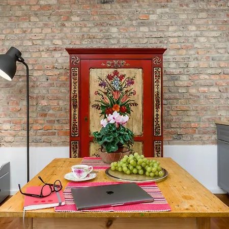 Antique Studio *